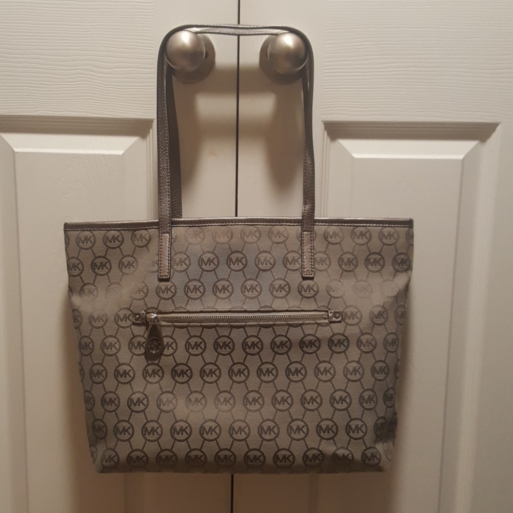 Mk purse